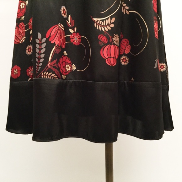 BCX Santiny A-Line Black/Red Floral Dress! - Picture 4 of 7